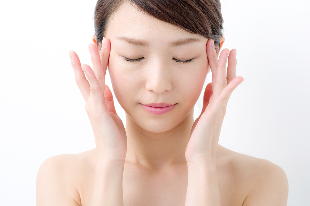 2-2. 上まぶたの衰えも同時に解消！目力アップの総合エクササイズ