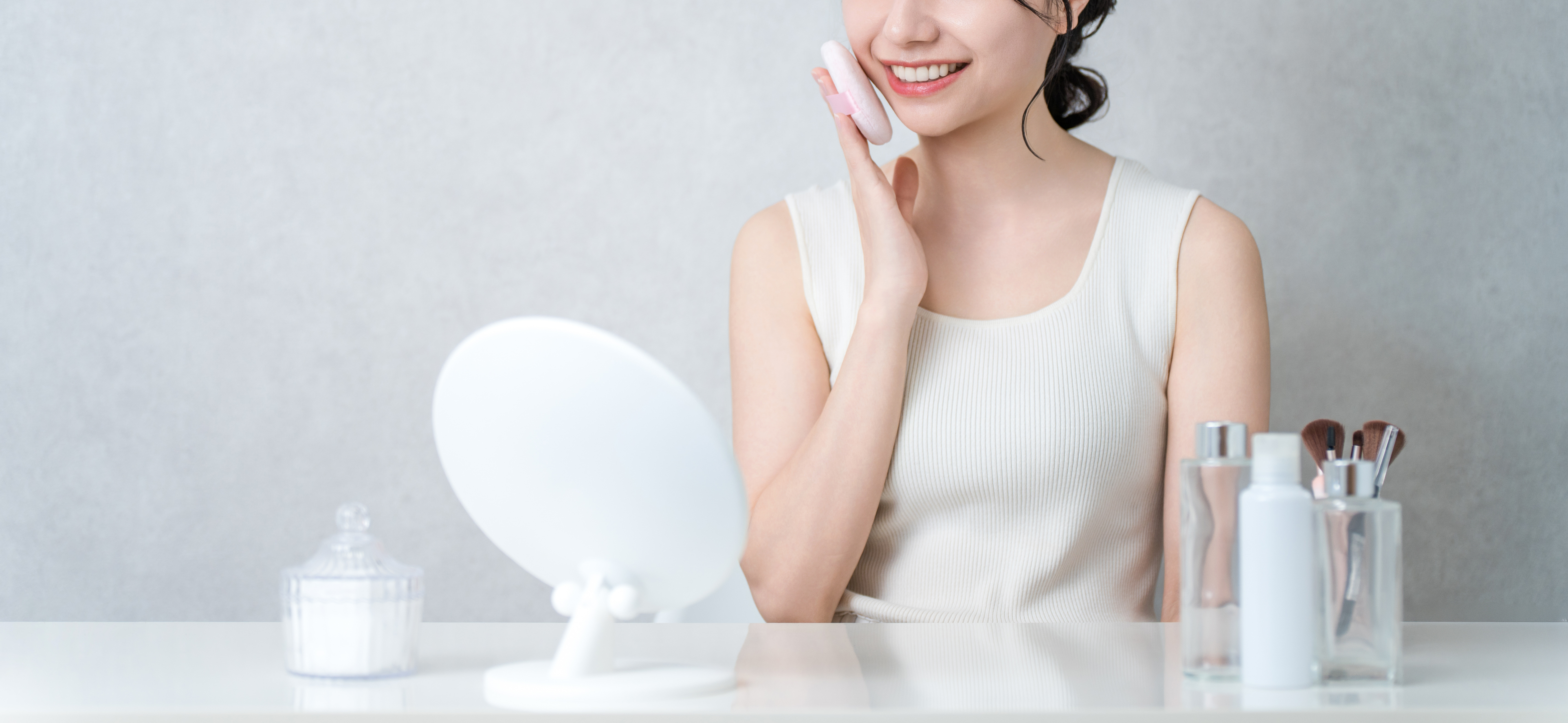 メイクやコンタクトレンズの再開時期は？