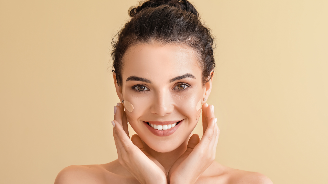 自宅で簡単チェック!眼瞼下垂か確かめる方法