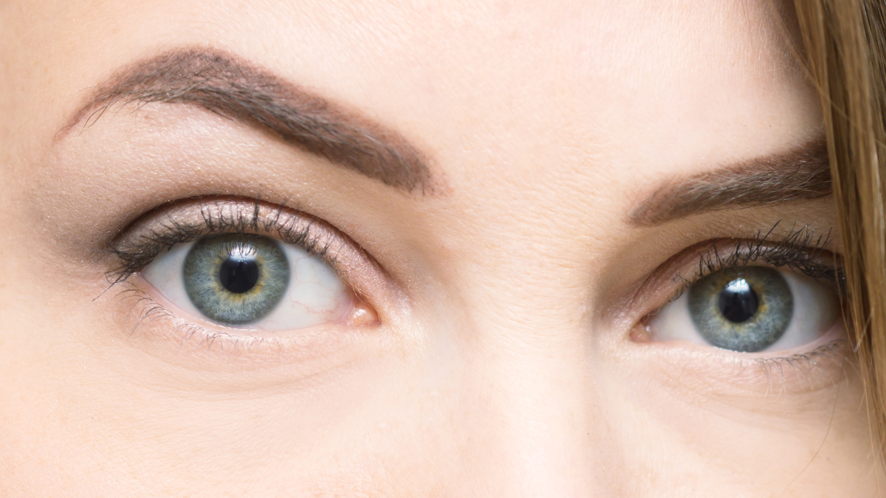 眼瞼下垂手術で後悔?やらなきゃよかったと思う前に知るべきこと